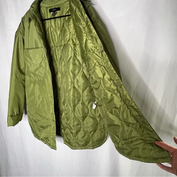 Forever 21 Lightweight Winter Jacket Dolphin Hem Pockets Green Size Medium - Picture 11 of 16